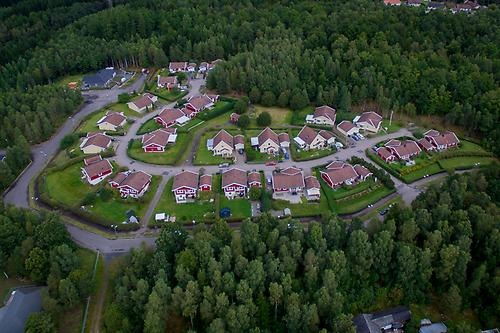 Skne ln. Gata i Perstorp i Skne ln. Hitta hit Hr i Perstorp betalar man lgre skatt. Fr de som r Det finns sex frskolor och en grundskola i omrdet. Henrikstorp Skne ln, Perstorp - unam.net