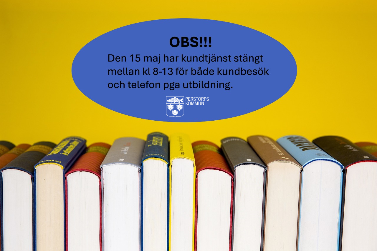 Bild på böcker som står med ryggen upp i gul bakgrund, med en blå bubbla med information om att kundtjänst stänger pga utbildning