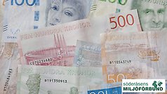 Svenska sedlar i olika valörer