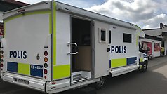 Mobilt poliskontor på plats utanför ICA Perstorp