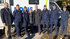 Representanter från polisen och kommunen träffades och genomförde ett promenadmöte.