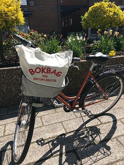 Boken kommer cykel